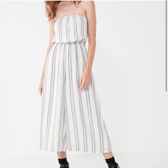 NWT Silence & Noise White Romper M - Picture 2 of 11